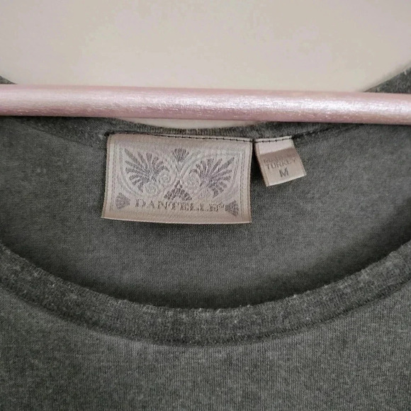 Dantelle Distressed Oil Dye Drop Waist Raw Edges Ruffle Hem Top Sz M - Picture 4 of 9